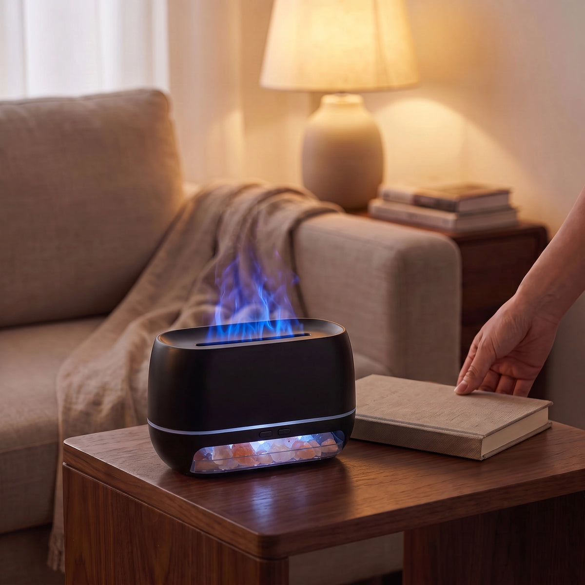 Diffuseur Noir à effet flamme dans un salon
