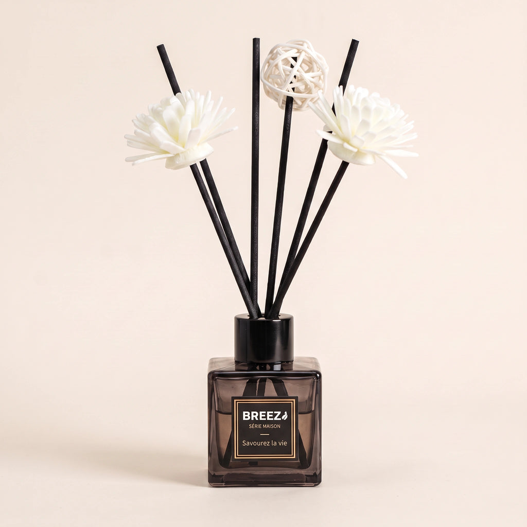 Diffuseur à tiges floral Breez avec fleurs décoratives blanches