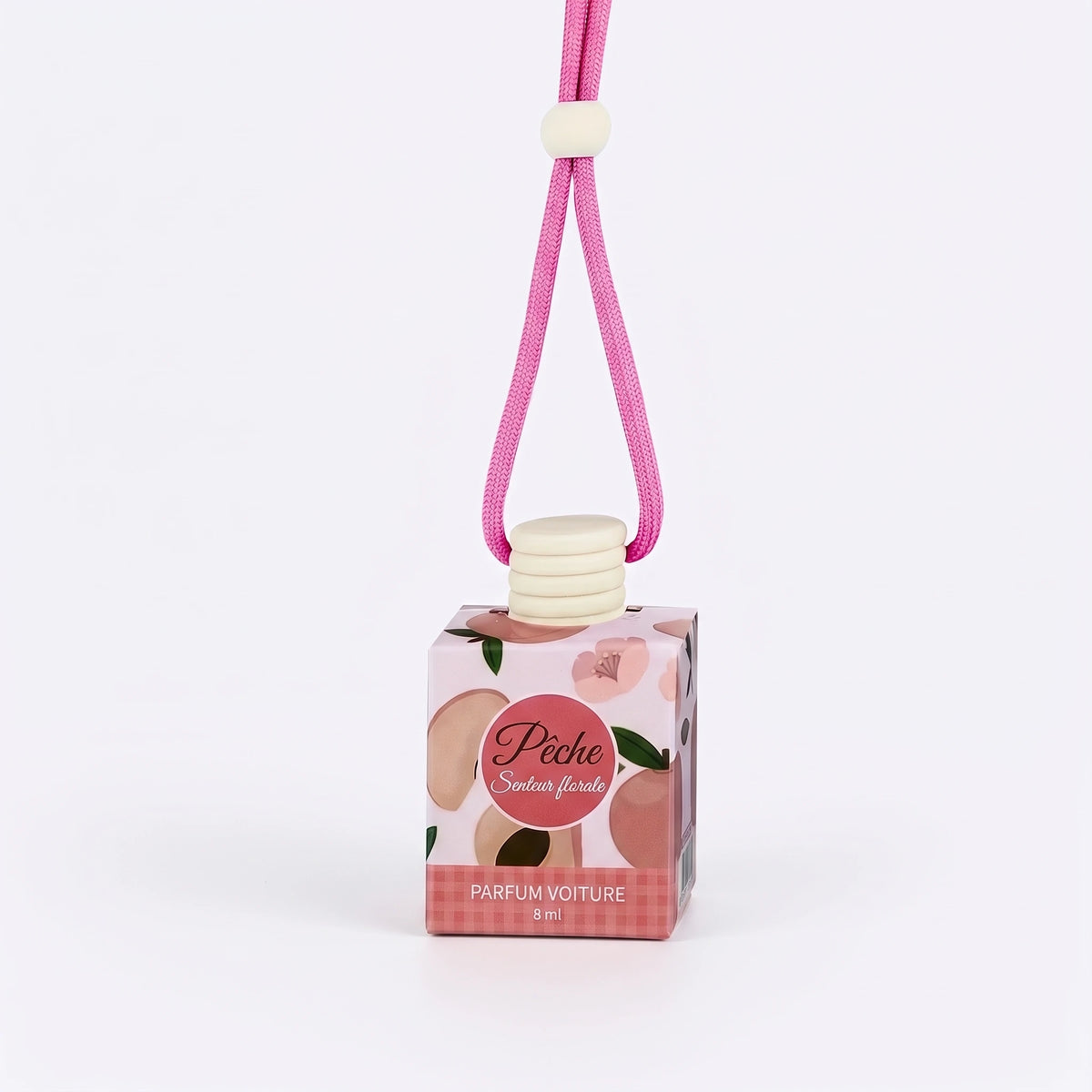 Packshot blanc du parfum voiture suspendu Pêche
