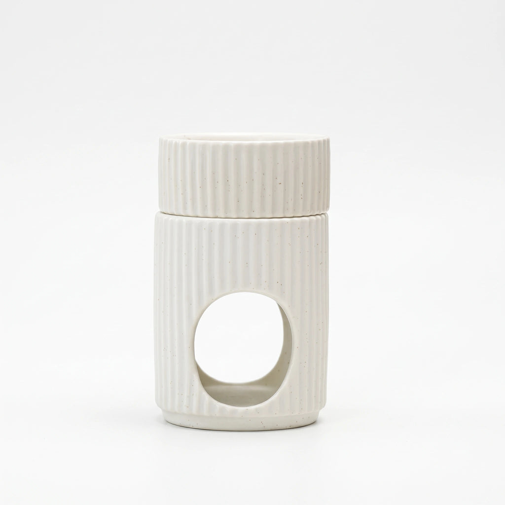 Brûle-parfum Céramique Nami blanc ivoire sur fond blanc